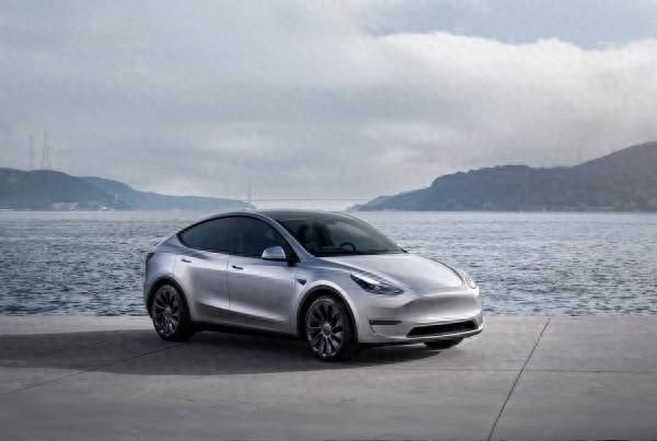 特斯拉Autopilot每行驶1140万公里就发生事故！