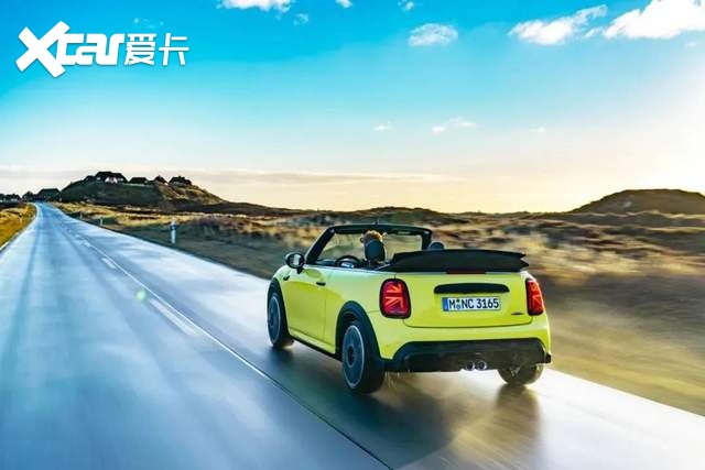 MINI CABRIO，迎着风“撩开”少女的心？