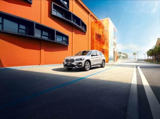 新BMW X1插电式混合动力 升级低碳出行 焕新绿色生活