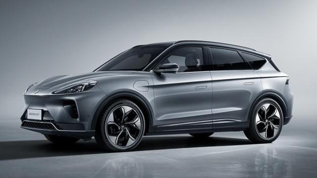 3分钟看车圈：丰田首款纯电动SUV，CH-R EV上市