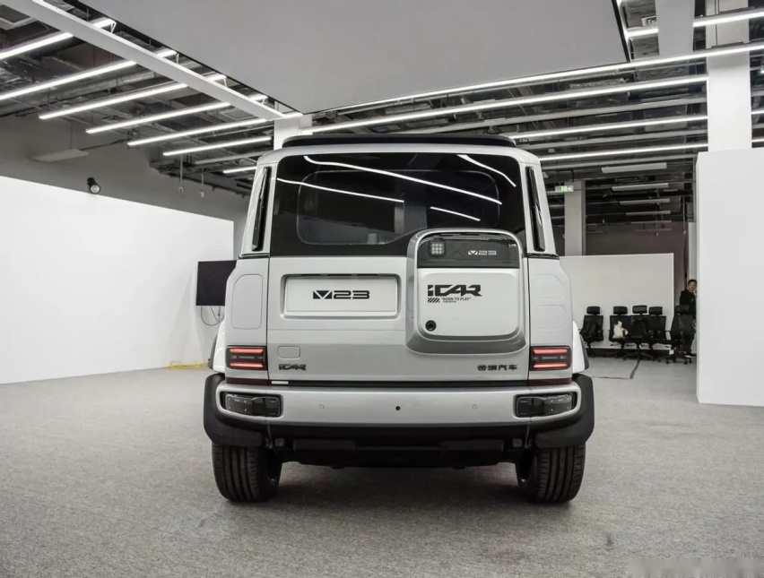 10万左右买轻越野SUV 奇瑞iCAR V23和吉利牛仔怎么选？
