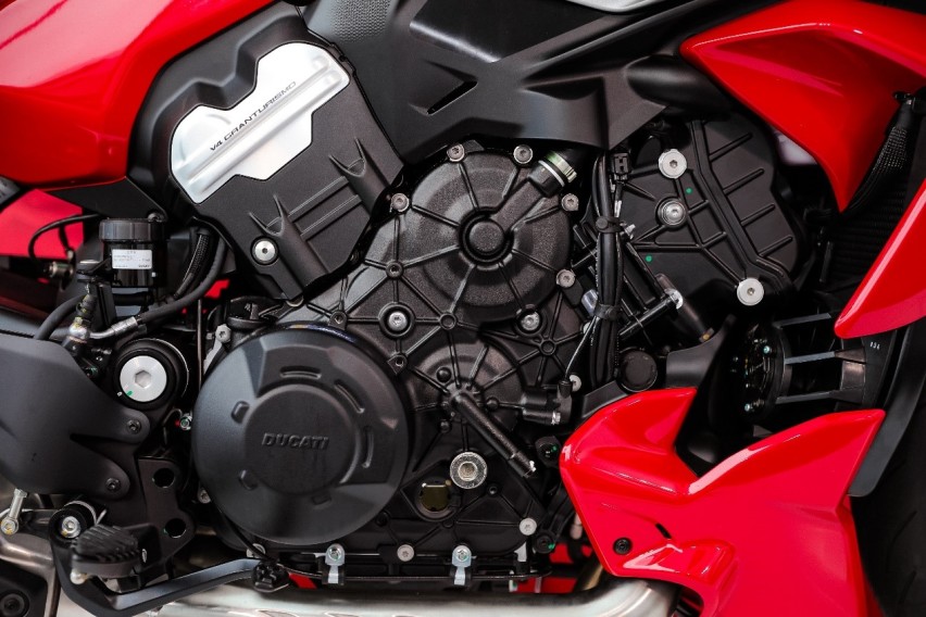 售价 228,000 元起 全新杜卡迪大魔鬼Diavel V4 正式上