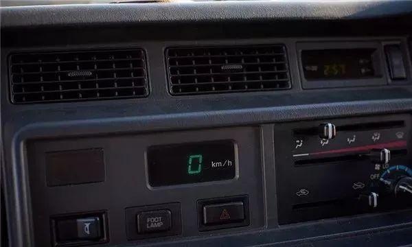 不是皇冠的皇冠，丰田金丰COMFORT