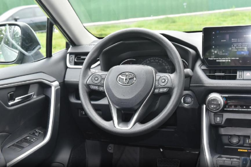 三车横评！本田CR-V、丰田RAV4荣放、途观L都有什么差距？
