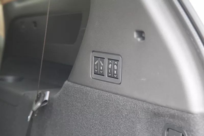 这个豪华品牌便宜又高性能，为什么还选BBA？