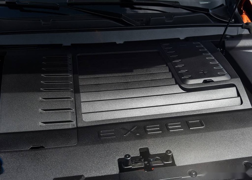 autohomecar__ChcCSV1mkzWAdp7RAAo5Gez2uxc104.jpg