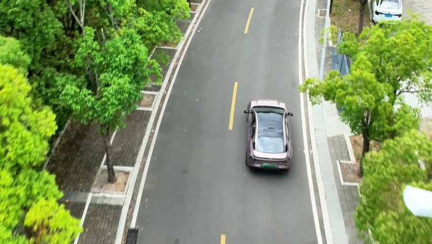 试驾一汽丰田bZ3，这些不一样的设计你能接受吗？