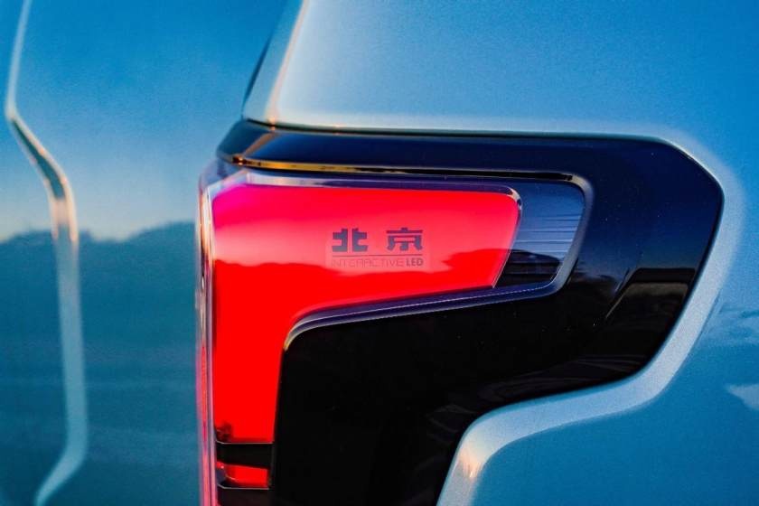 卉眼识车|这款中大型越野SUV引围观 BJ60到店试驾体验