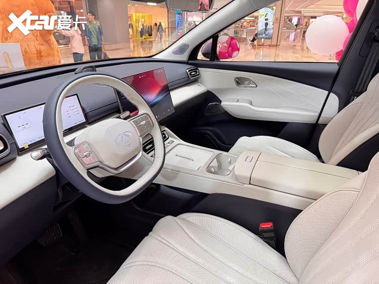 “15万级最满配SUV”风云T9L武汉上市