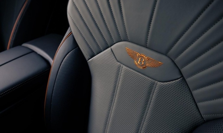 宾利Bentayga Speed太空定制版亮相！搭载6.0T W12发动机 3.9秒破百