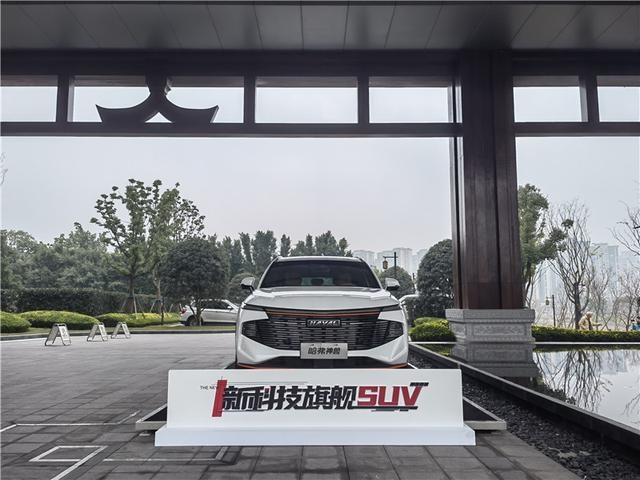 试驾哈弗神兽，驾控、科技适合年轻人，但刹车调校略有瑕疵