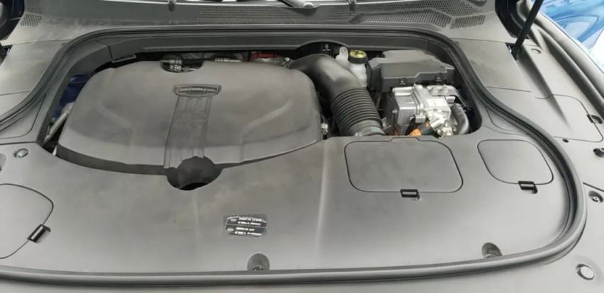 试驾丨硬核测试考验国产车，博瑞GE在三大件上能媲美合资车型