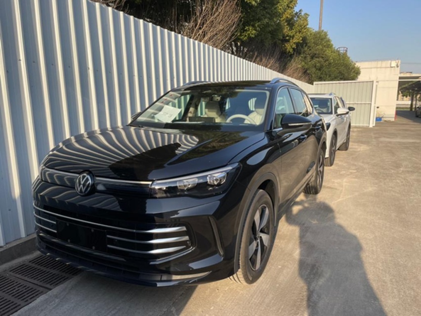 大众途观L Pro现身，颜值焕新，新增副驾娱乐屏，与途观L同堂销售