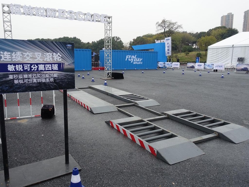 动力和四驱有惊喜，苑叔场地试驾长安福特锐际