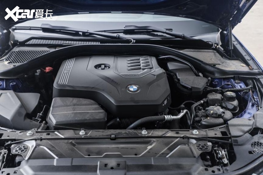 何不，在“金卡纳”赛道里“飙”一把全新BMW 3系