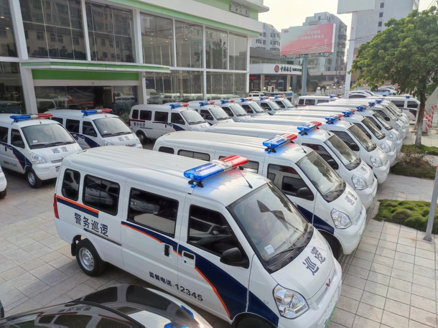 副本【新闻稿】五菱向广东揭阳警方交付百辆荣光EV(1)440.png