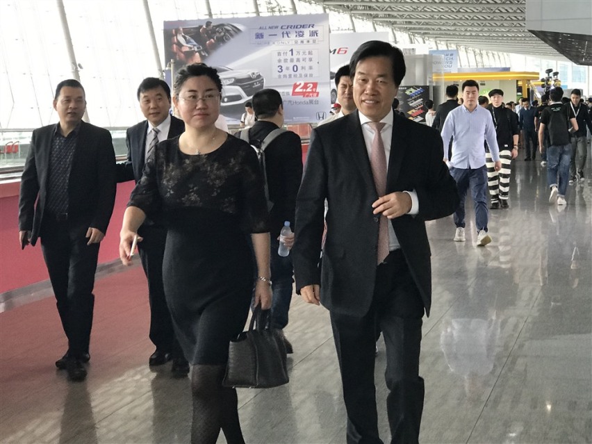 华晨集团 | 留给阎秉哲的时间，只有四年