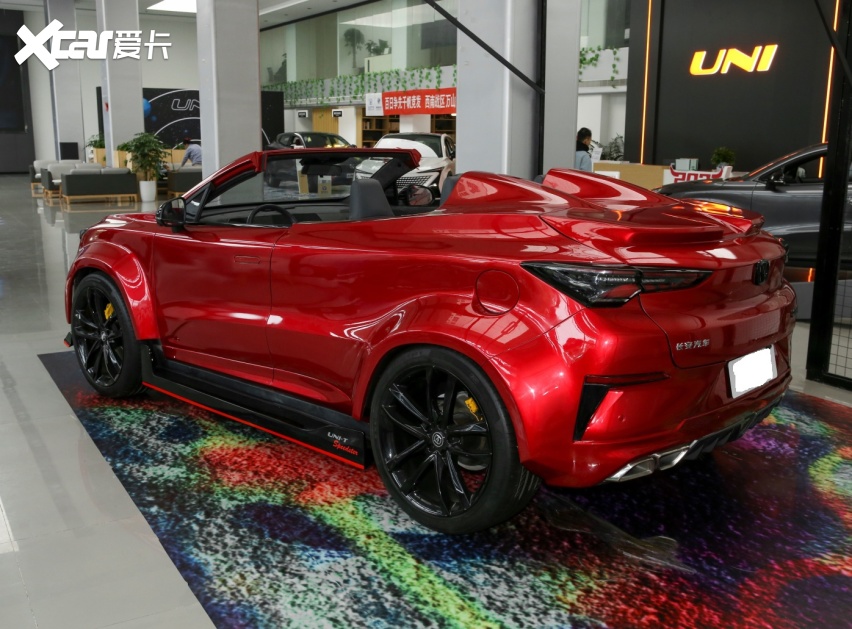 敞篷版uni-t实车进店!或不超11万配无框双门造型,自带运动套件