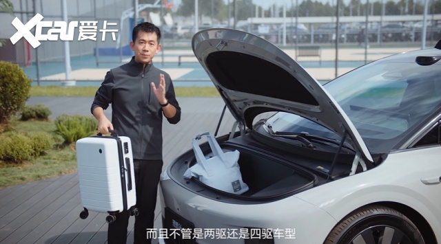 理想i6杀疯了！23.98万配上空悬+激光雷达，ModelY慌了？