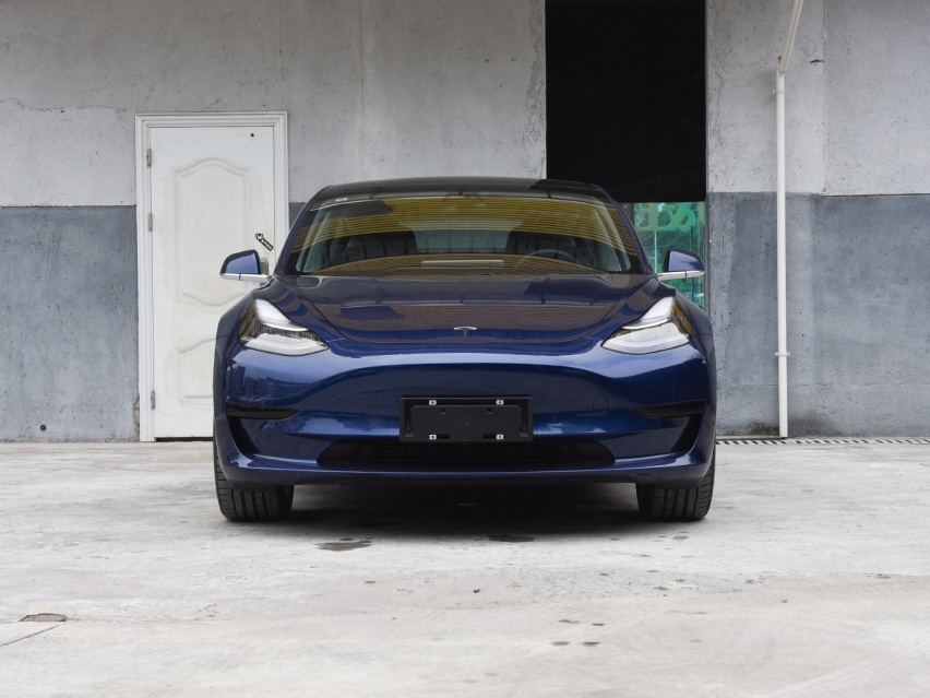同样豪华品牌 宝马3系和Model 3的后期养车成本差距有多大