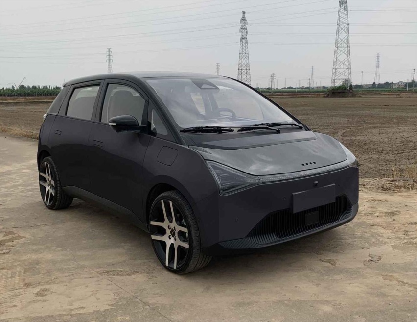 工信部新车汇总：蔚来ES8换代，哪吒出跑车，插混版的坦克500来了