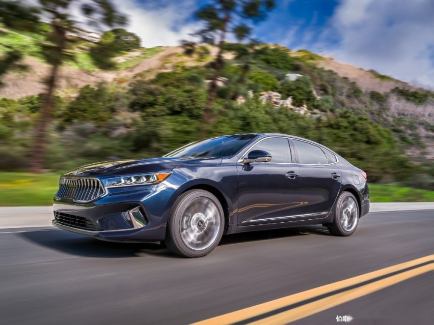 kia-cadenza_100734694_h.jpg