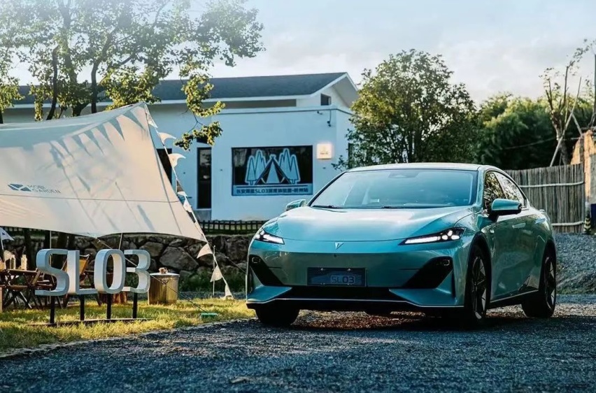 比Model 3更值得买！长安深蓝SL03上市，16.89万元起