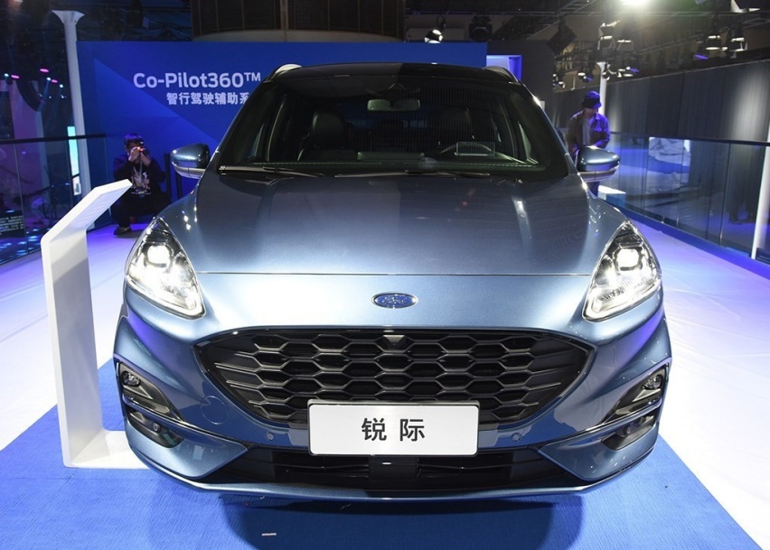 运动型热门紧凑SUV 福特锐际 2.0T发动机动力胜过锐界