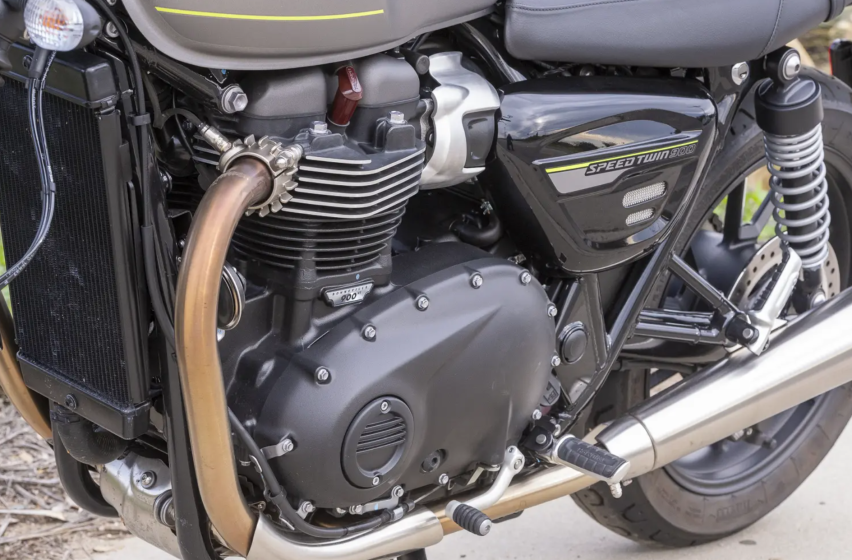 2023款凯旋SpeedTwin900详解，复古街车，升级内容令人错愕