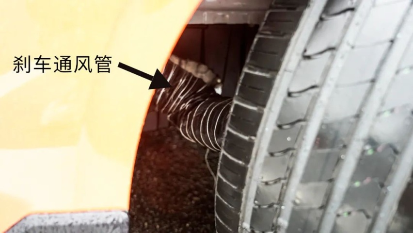 把10万块的吉利缤瑞改成赛车，开着有多爽？