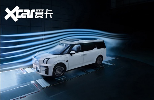 教BBA做豪华车？在豪华MPV全新细分市场下，极氪009选择创造风口