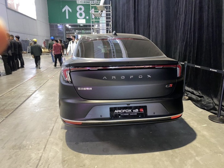 2021上海车展：极狐阿尔法S华为 HI版实车