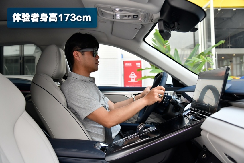 WEY摩卡上市售17.58万元起，采用2.0T+9DCT动力