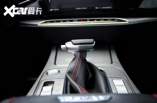 十万级SUV的优生，到店实拍2021款长安欧尚X7，配置惊喜