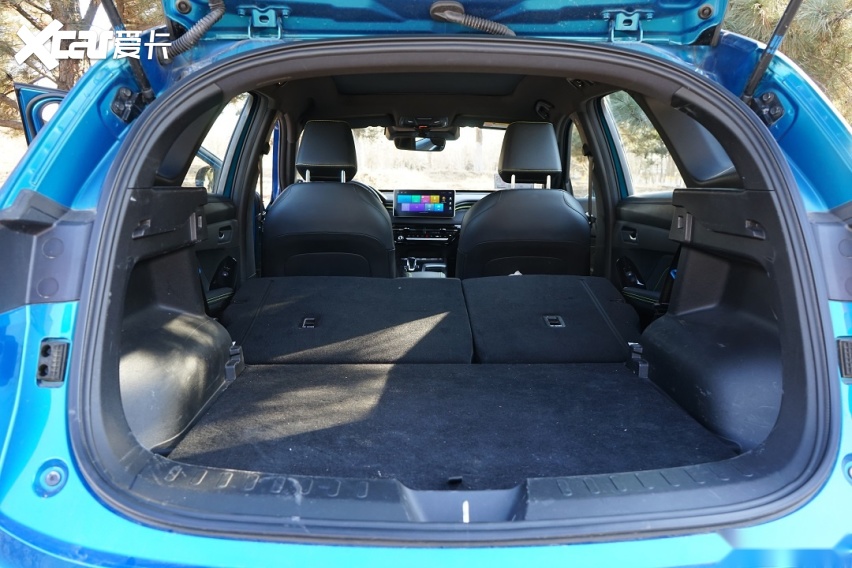 哈弗赤兔试驾 空间测评: 有颜有个性 它是否适合家用?