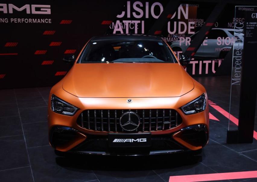 跟帕拉梅拉一个价，奔驰AMG GT50实力依旧强劲，4.9秒破百