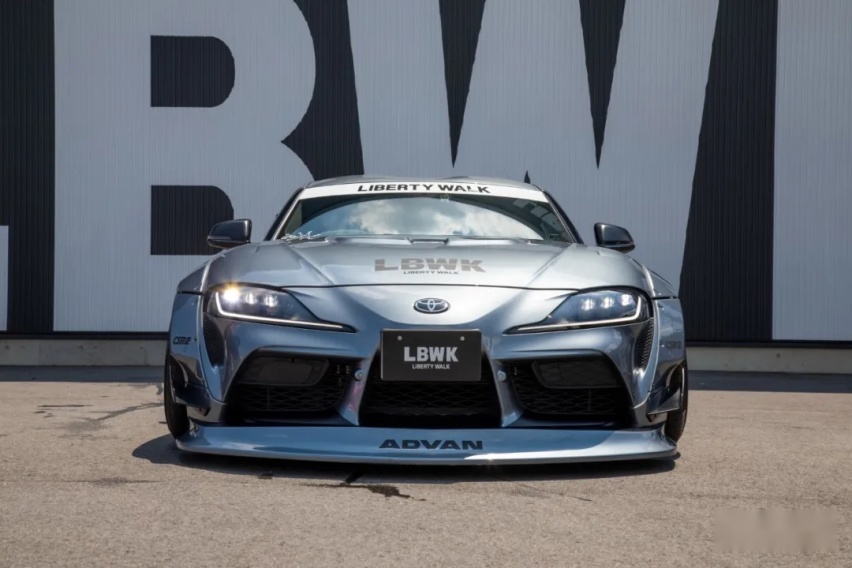63万拿下3000公里的准新丰田Supra，还能送全套LB套件+气动？