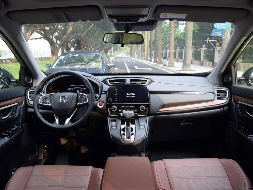 CR-V/探岳都疯狂降价了，想买热门紧凑SUV，现在正是时候