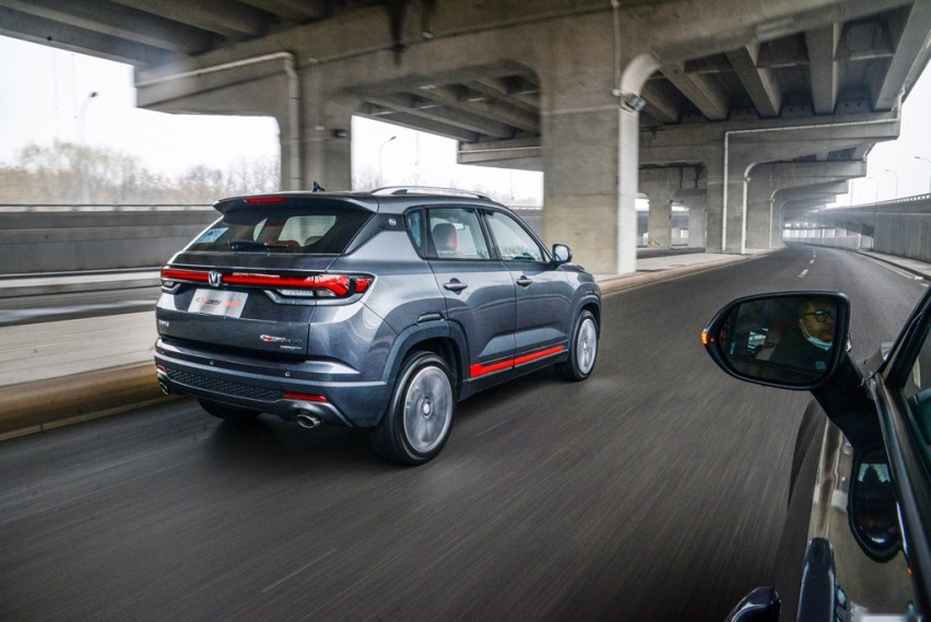 10万元你能买到什么样的SUV？试驾长安CS35 PLUS