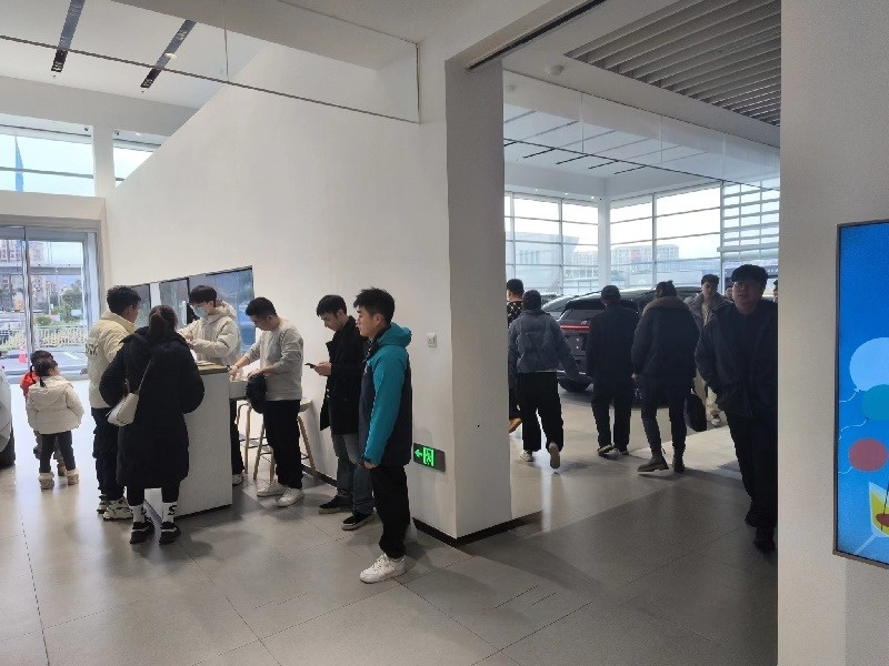 蔚来24款新车即将上市，现车最高可享4万元新春礼