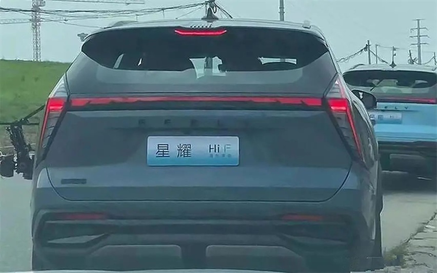 五菱星辰混动版官图发布，奇瑞瑞虎7 PLUS新能源草图发布…丨今日车闻