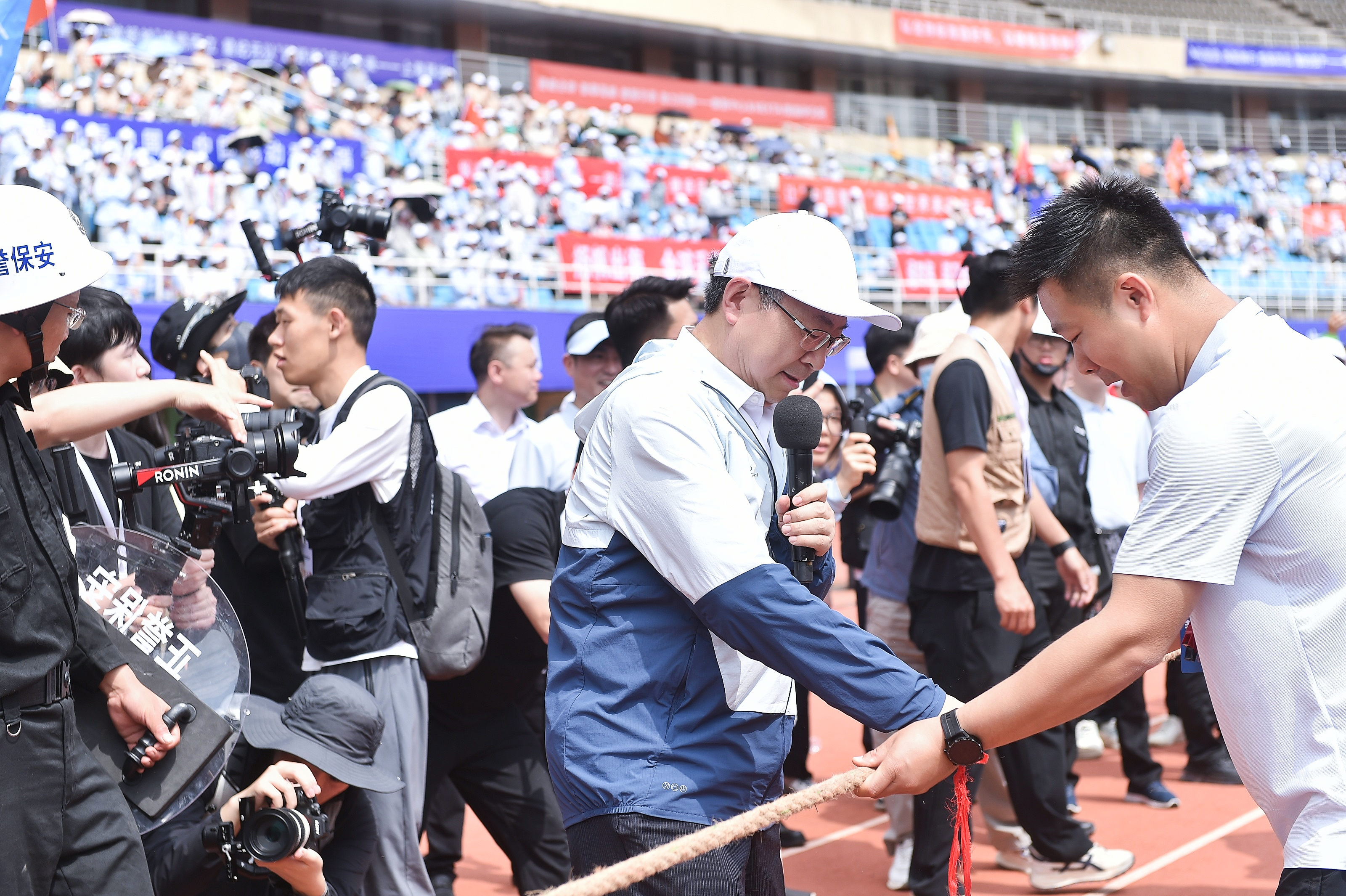 ���С�С�ݷ������� ���𼯈F(tu��n)���\(y��n)��(d��ng)��(hu��)���Ñ������A�A�M�e�k