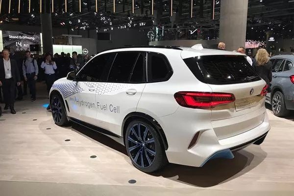 吉利推出新中型SUV，对标汉兰达；威兰达预售17万起！