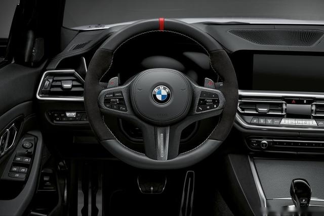 宝马为全新4系提供了首次提供M Sport Pro选装套件