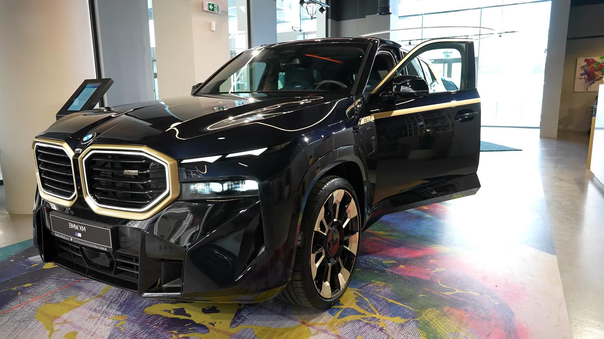 沉浸式看车：2025款宝马XM Performance