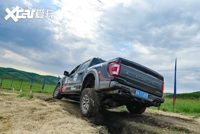 全新一代福特F-150猛禽 野起来有多爽
