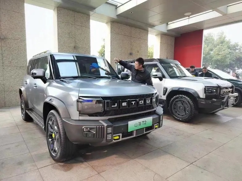 捷途旅行者七座版箭在弦上 这是与哈弗猛龙杠上了吗？