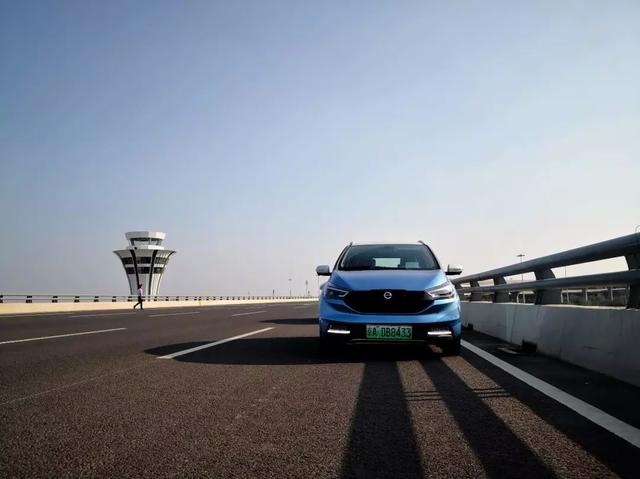 实测298km，打卡大兴机场丨江铃易至EV3续航测试