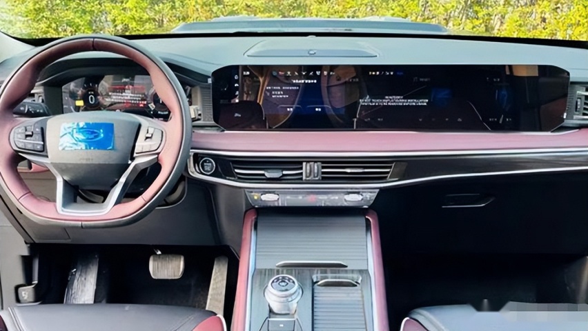福特打造的霸气SUV，搭载2.3T+10AT，还配AT胎，可取代普拉多