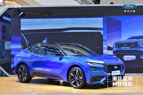 潮玩星球 科技领航 长安福特EVOS星球空间站空降郑州